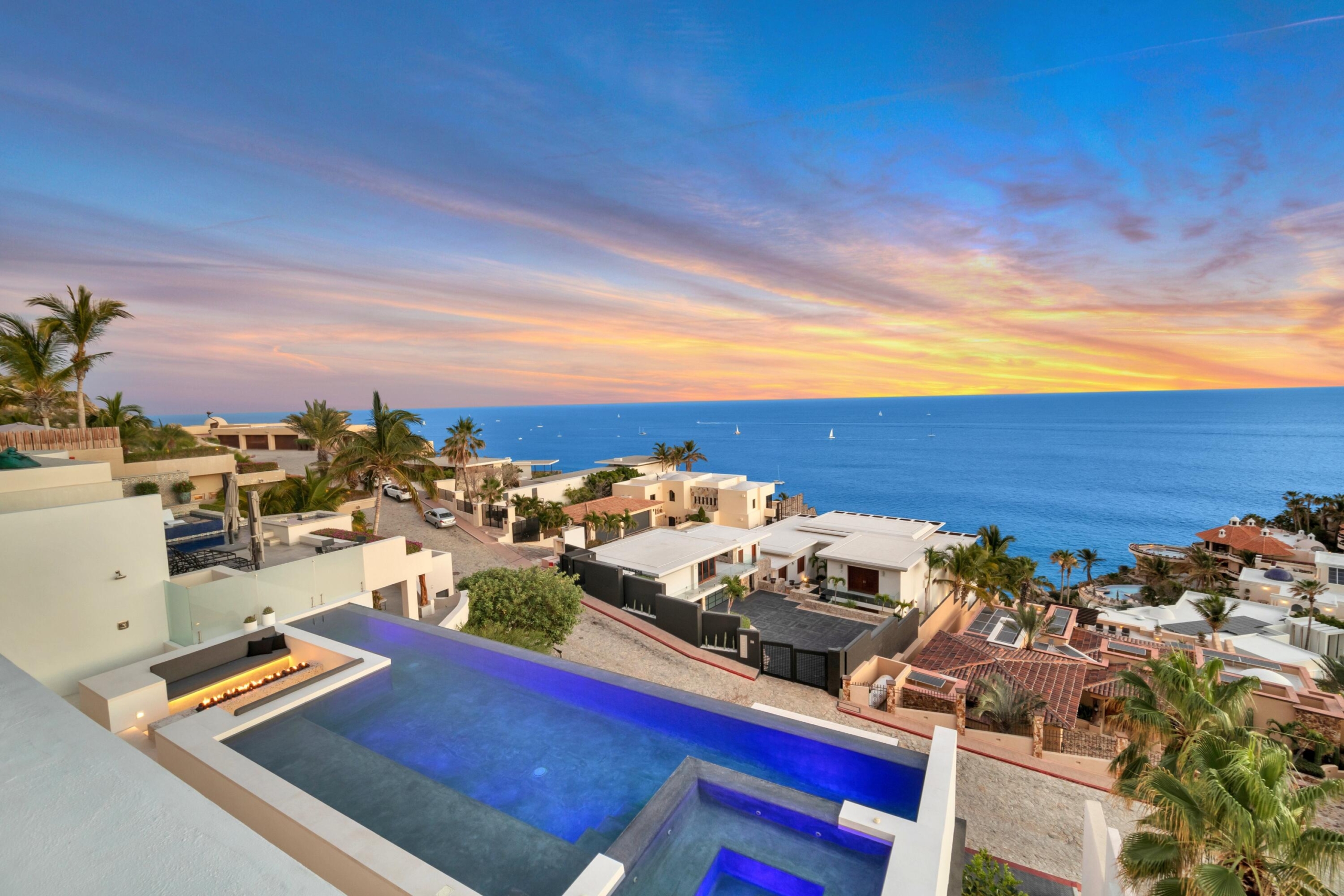 Querencia Section 13- El Lago El Lago features 16 single-family villas with vertical living layouts of two and three levels, maximizing for sale