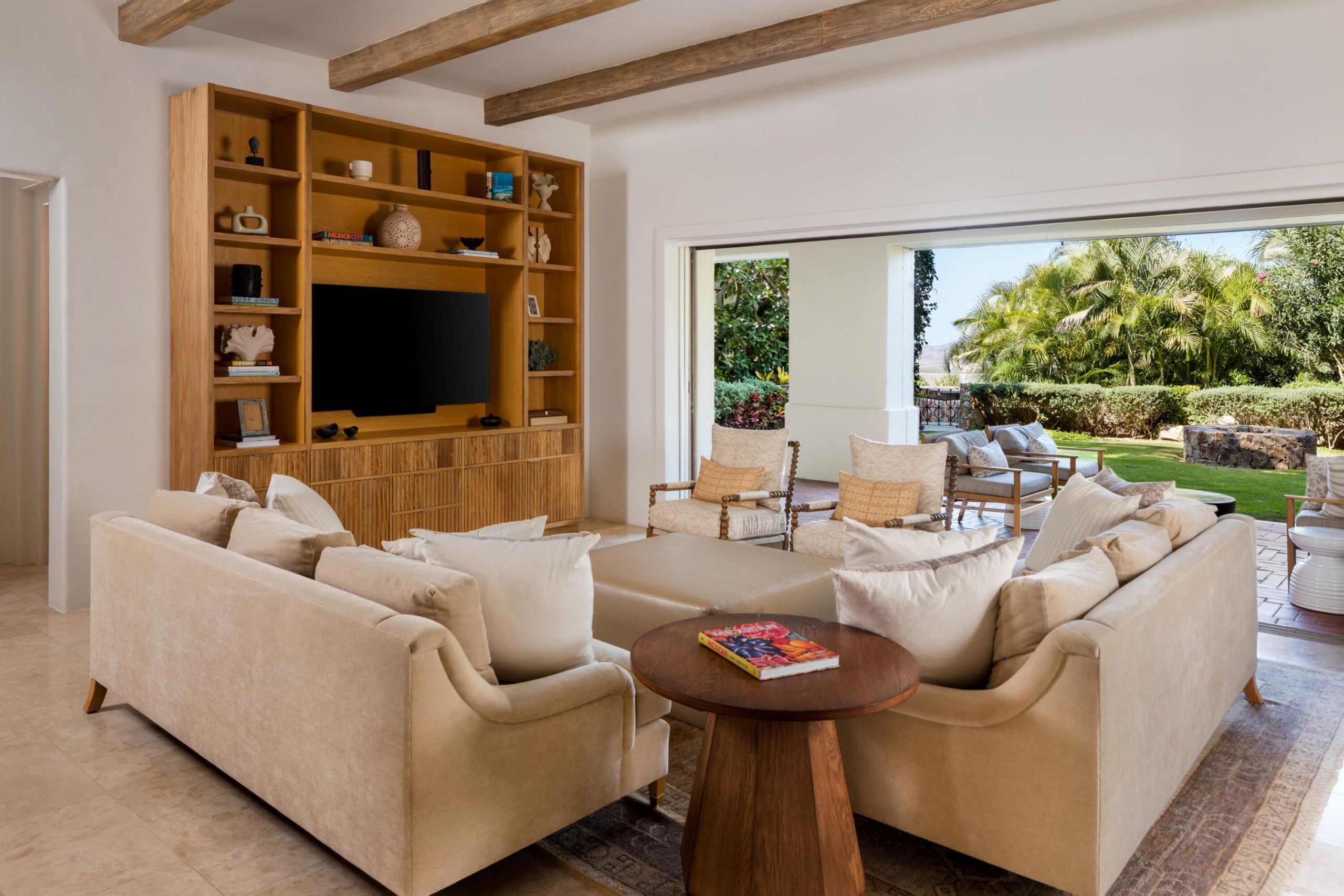 Querencia Section 28- Ocean Residences This luxury four-bedroom Ocean Residence offers an exceptional blend of comfort, elegance and breathtaking ocean for sale