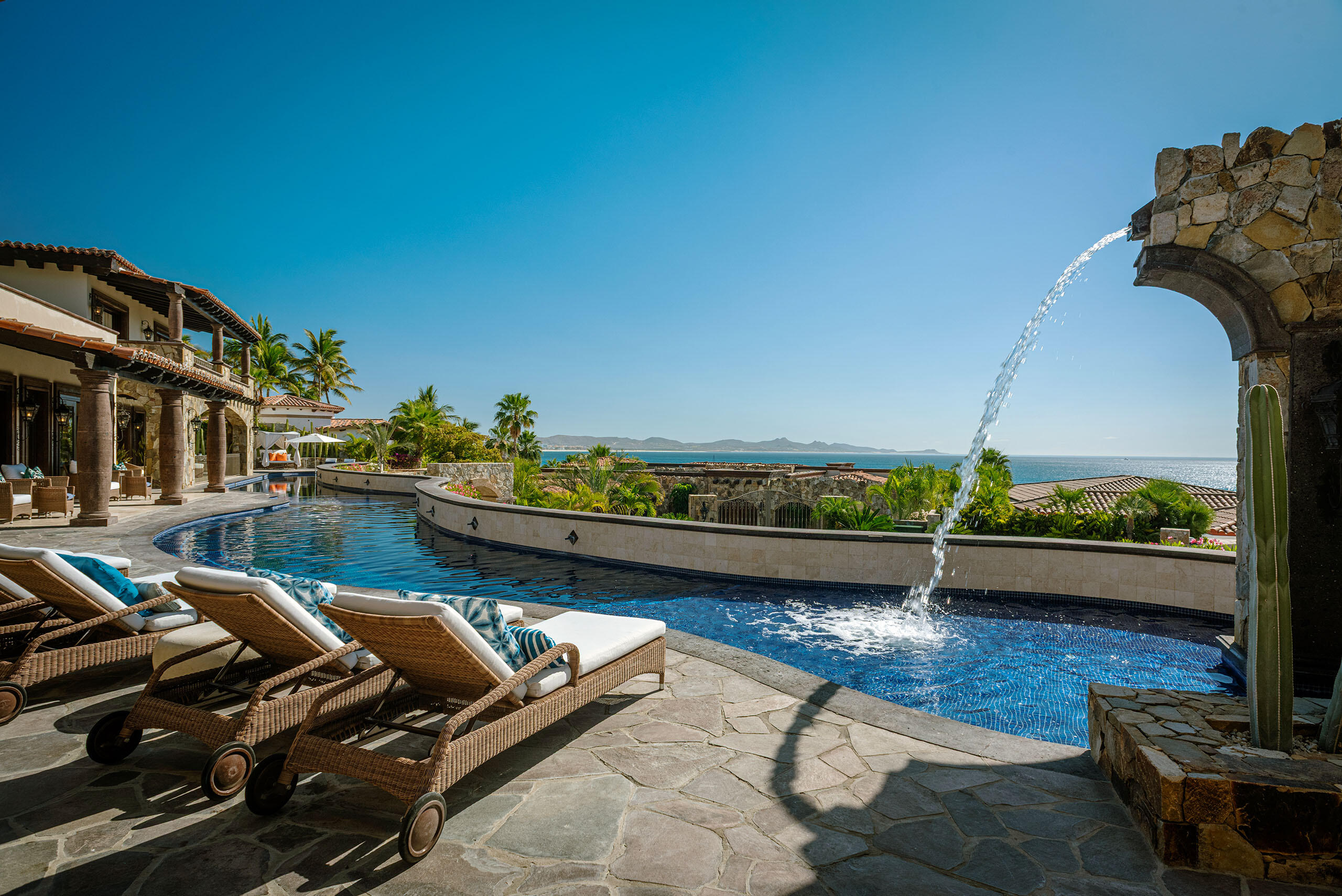 Querencia Section 13- El Lago El Lago features 16 single-family villas with vertical living layouts of two and three levels, maximizing for sale